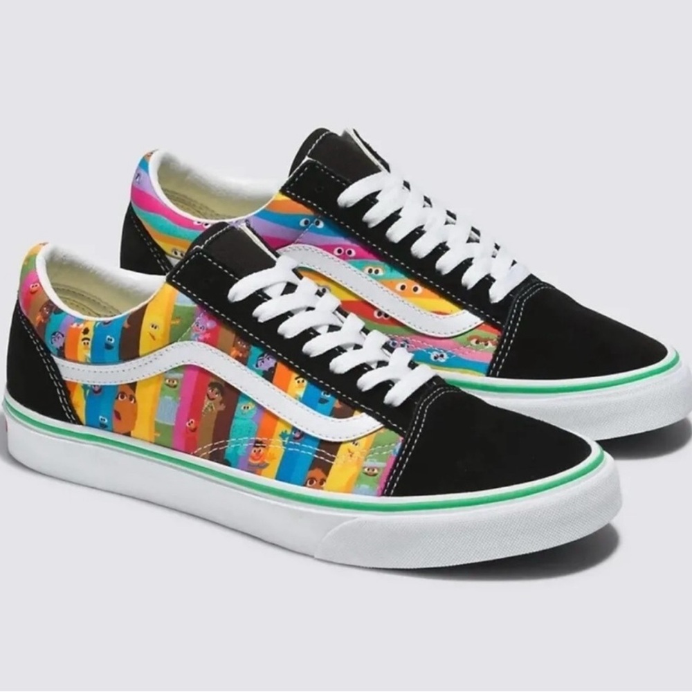NWOT- Vans x Sesame Street Old Skool - limited addition. Womens size 7
